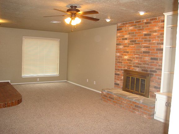 3rd image of 1812 Aiken Ct