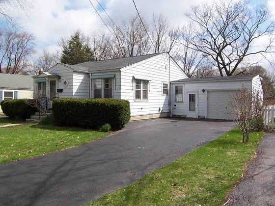 1st image of 227 S Slusser St