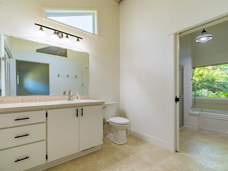 2095 Norwood St — Photo 24
