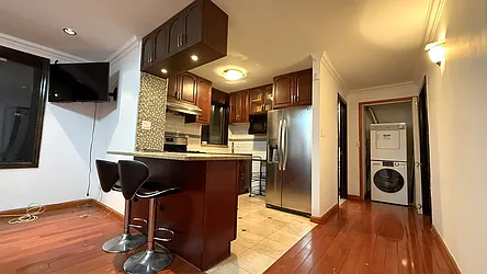 173 Grand Street, #4A