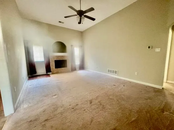 205 Westover Hts, Booneville, MS 38829