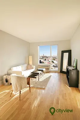 Rented by City View Living | media 18