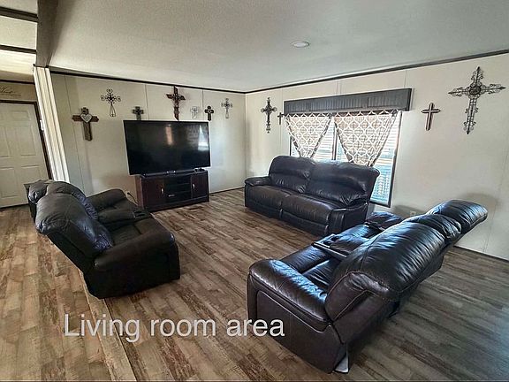 5th image of 454 Bridlewood Dr