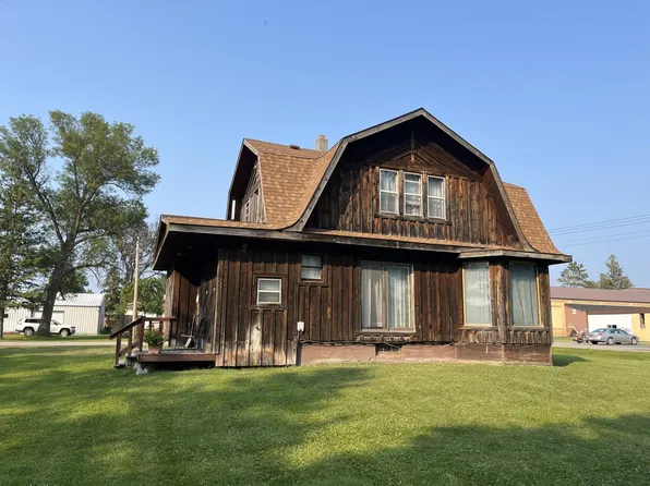 301 Ward Ave, Erskine, MN 56535