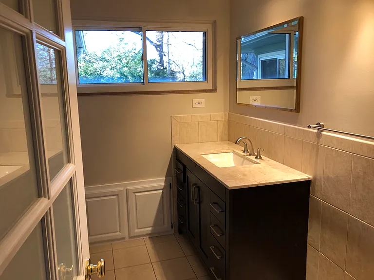 24605 N Cromwell Dr — Photo 23