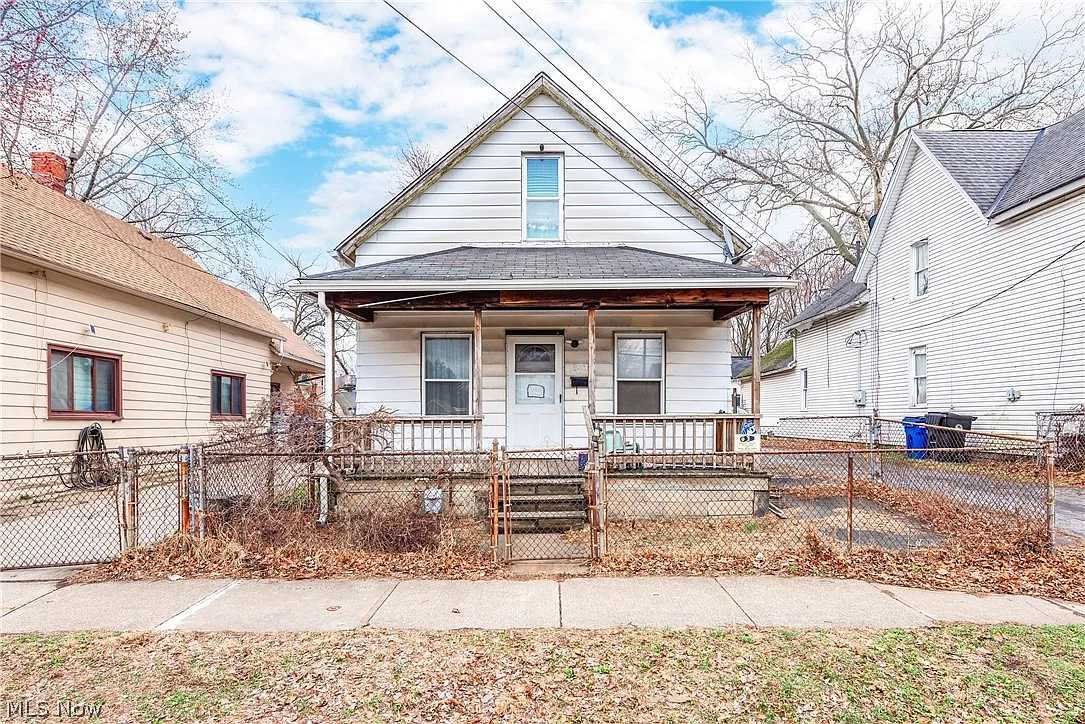 3219 W 43rd St photo 1