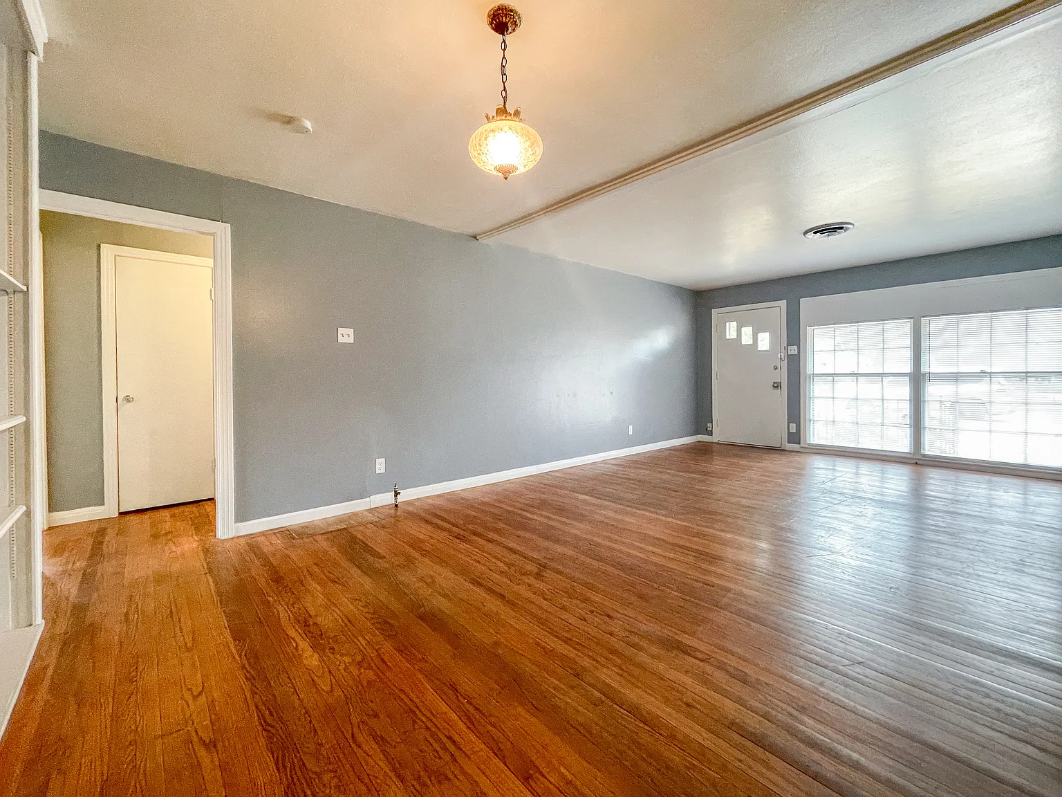 2 bed, 974 sqft, $1,150 — Photo 4