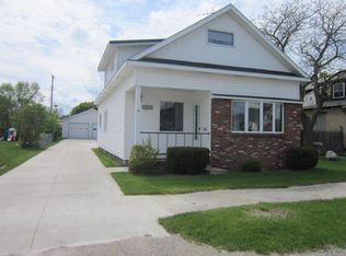 465 S 1st St, Rogers City, MI 49779
