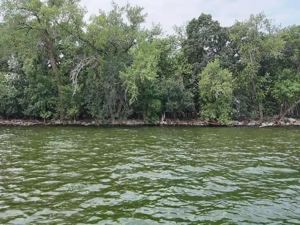 LOT 38 Lakota Is, Big Stone City, SD 57216