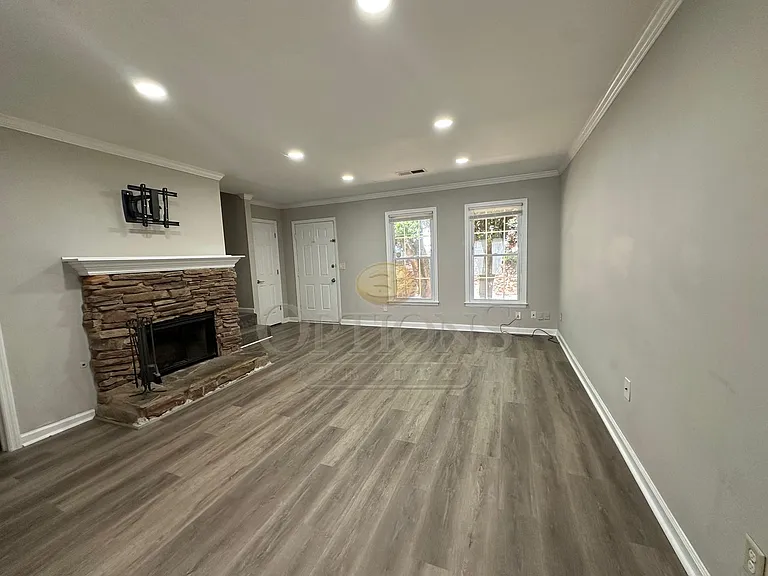 220 Chads Ford Way #220 — Photo 3