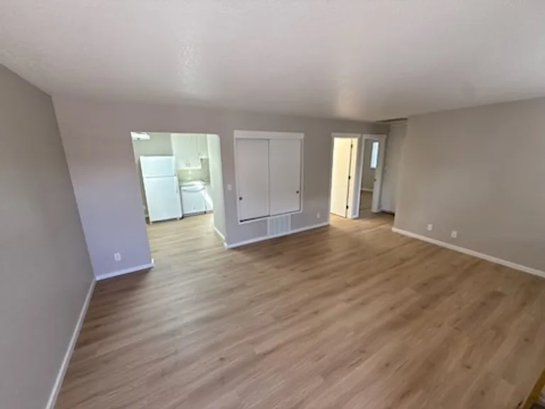 1440 Myrtle Ave — Photo 7