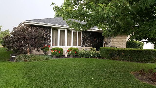 1st image of 1238 E 167th St