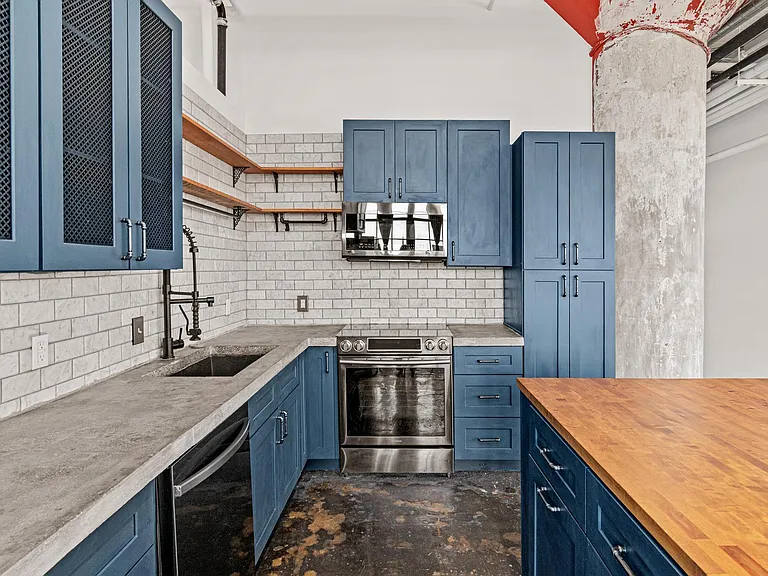 500 Robert St #401 — Photo 7