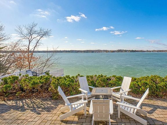 3rd image of 5375 Carlson Rd