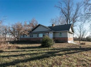 13715 Minnesota Ave, Bonner Springs, KS 66012