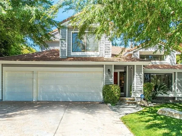 24394 Crestview Dr, Santa Clarita, CA 91321