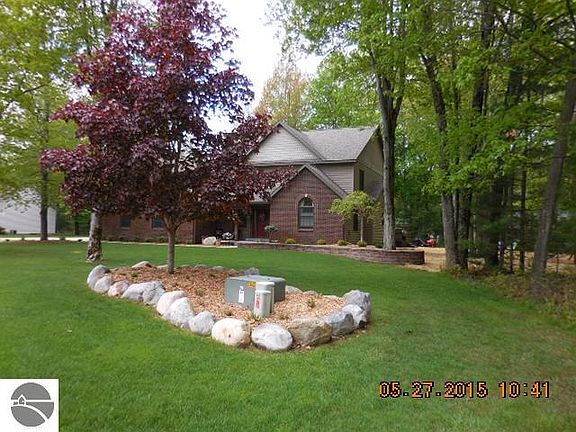 3rd image of 109 Schirmer Dr