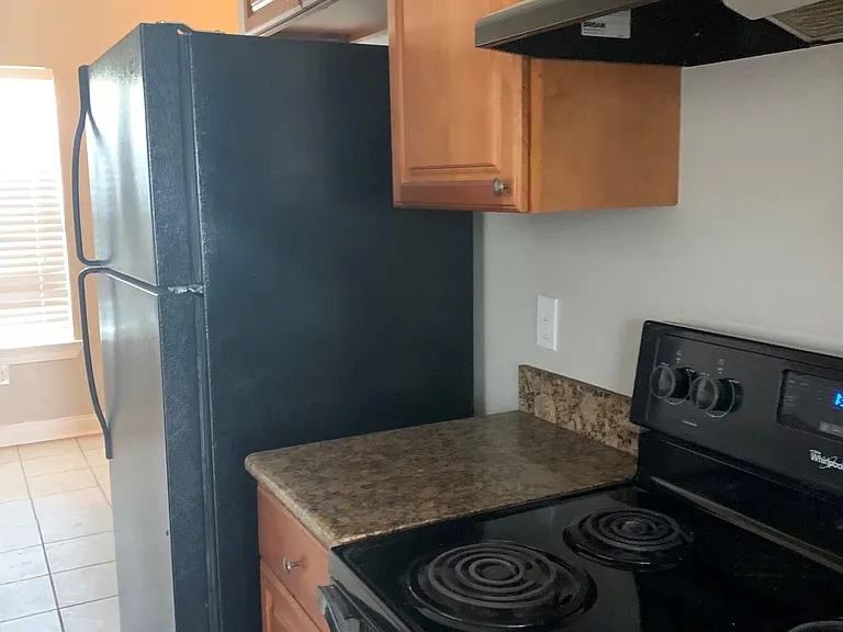 5846B Florida Ave — Photo 9