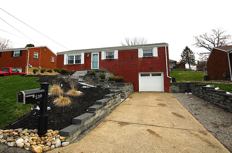 1st image of 539 Meadowvale Dr