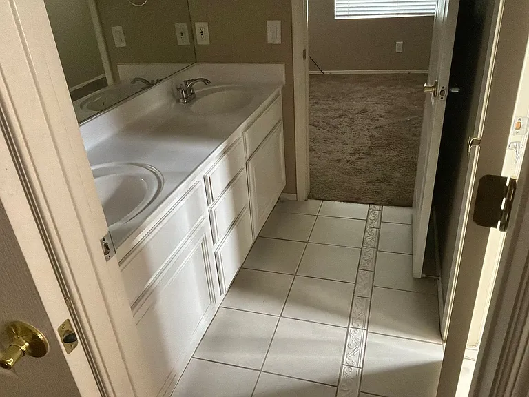 5413 Rusty Anchor Ct — Photo 7