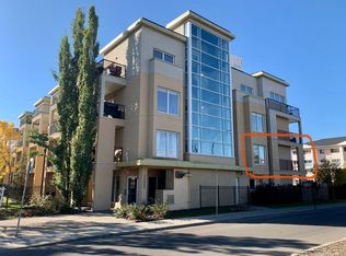 11203 103a Ave NW #1A, Edmonton, AB T5K 2E4