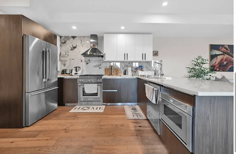 2 bed, 2.0 bath, 1213 sqft, $4,200 — Photo 1