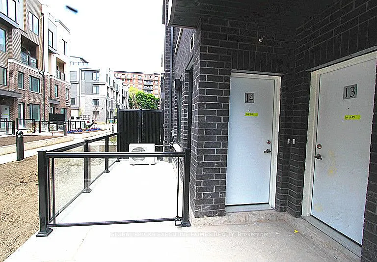 3546 Colonial Dr #14 — Photo 4