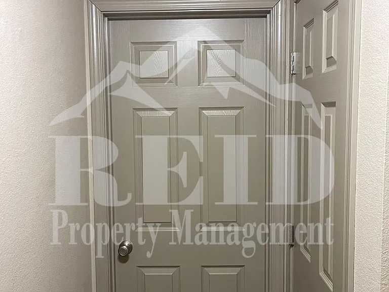3217 SE Goldmaur Ct #B — Photo 11