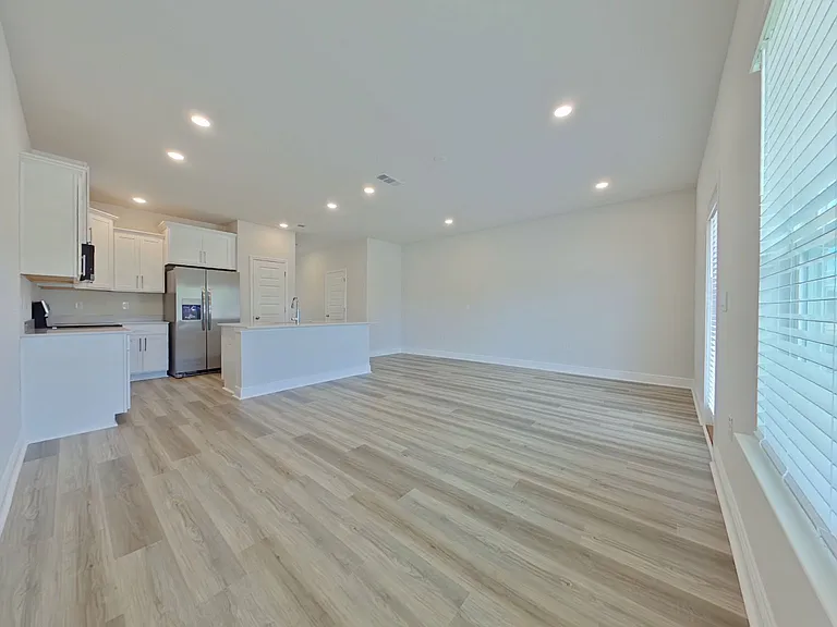 4-web-or-mls-3 Living _ Dining_02182026