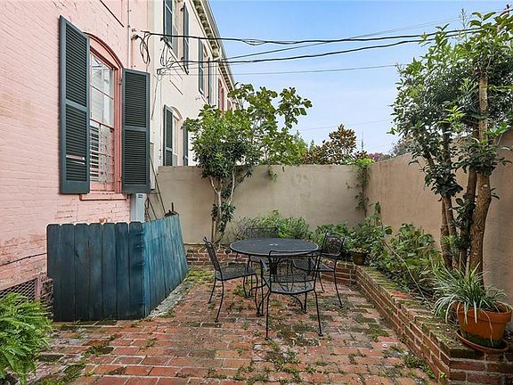 3rd image of 1218 Antonine St #1218