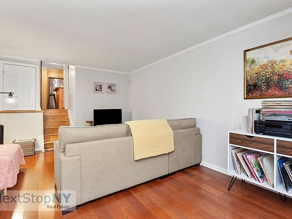 4th image of 431 E 86th St #2A