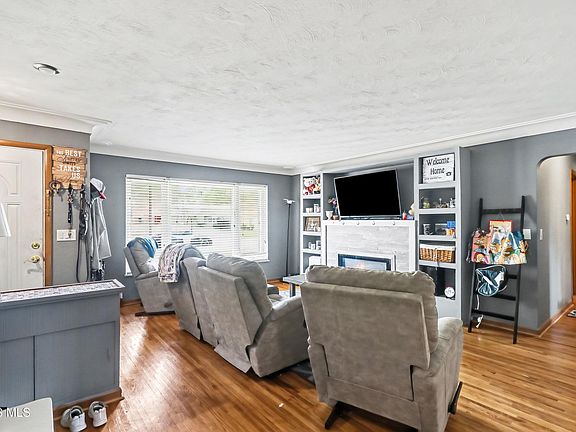 2nd image of 1332 Juliet Dr