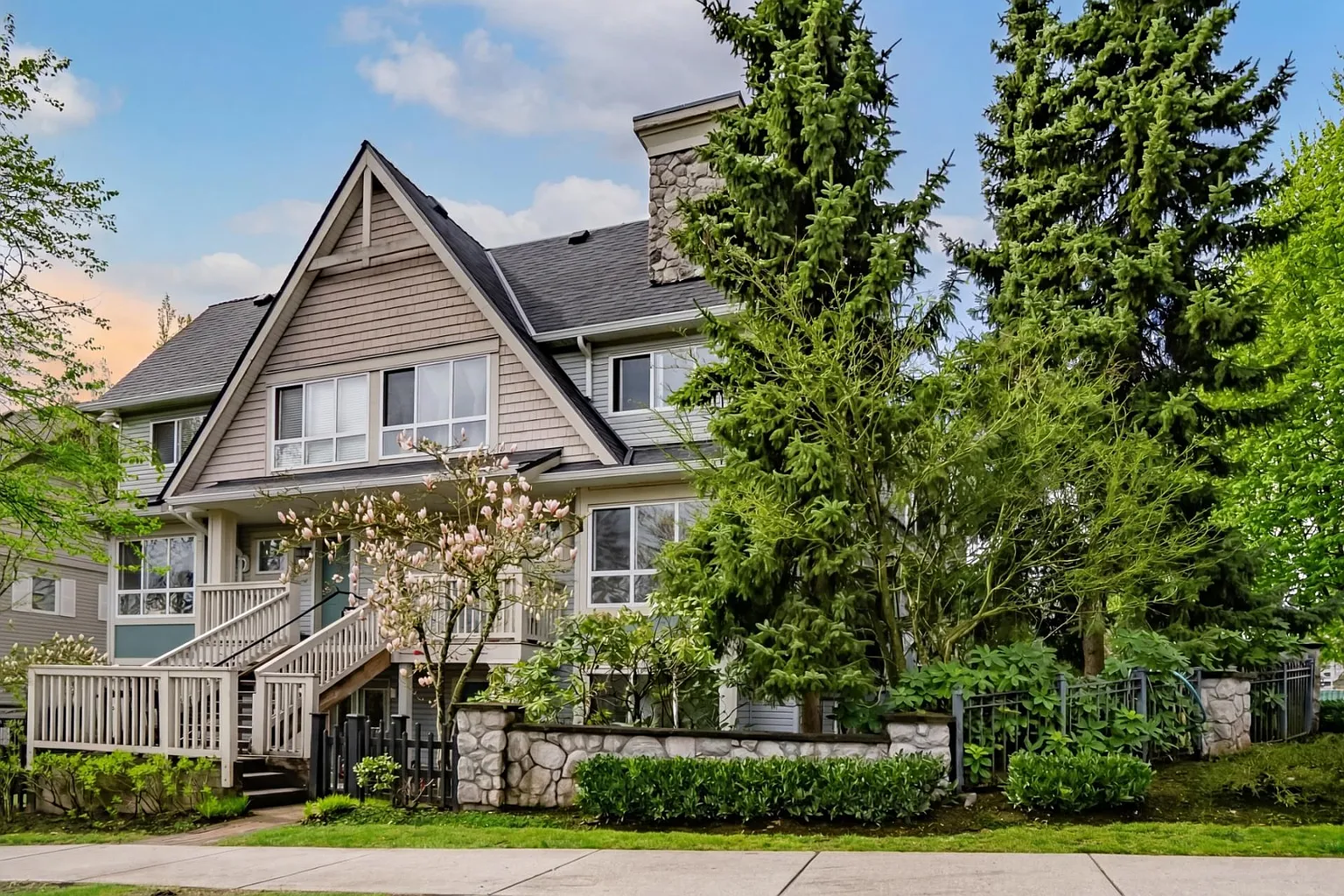 7307 Magnolia Ter photo 1