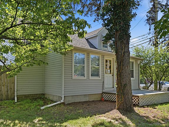 3rd image of 11965 Beech Daly Rd