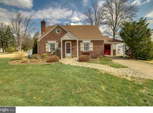 401 Exton Rd, Hatboro, PA 19040