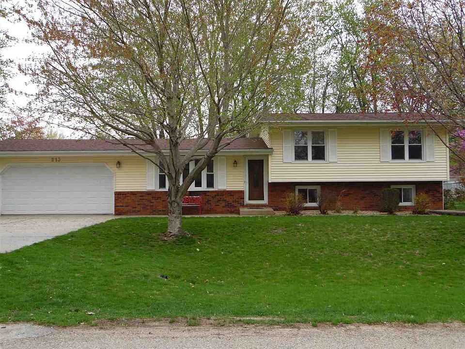 1st image of 213 N Holly St