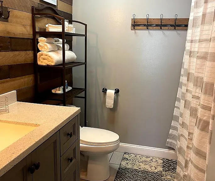720 Greensboro Way — Photo 9