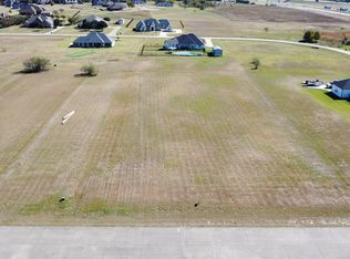 1330 Deerfield Dr, Wills Point, TX 75169