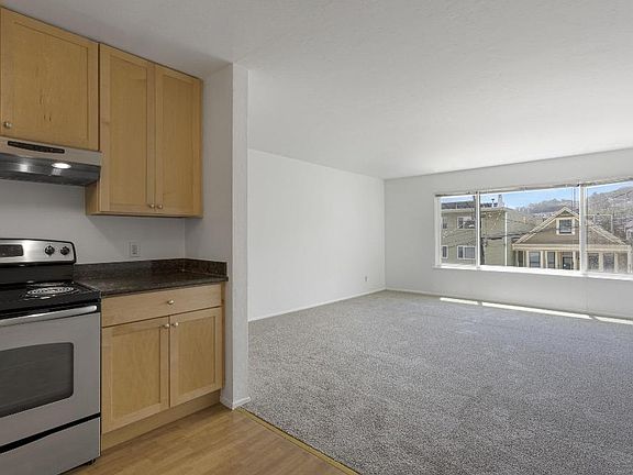 2nd image of 275 Grand View Ave #D101