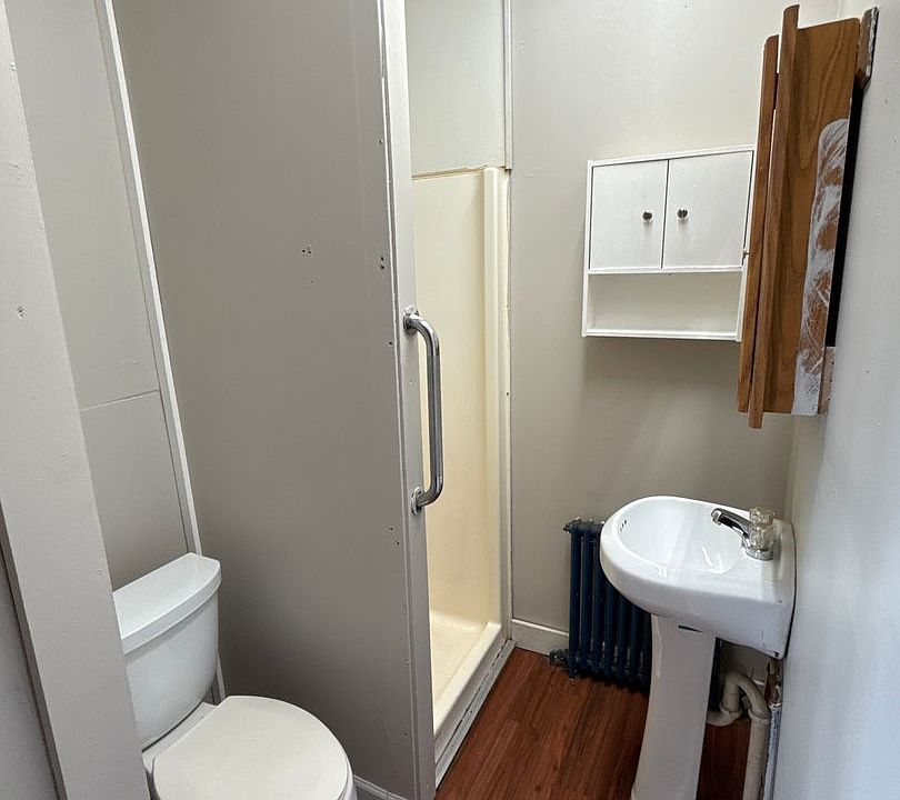2nd image of 10-16 Main St #10