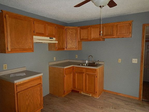 5th image of 320 2nd St NW