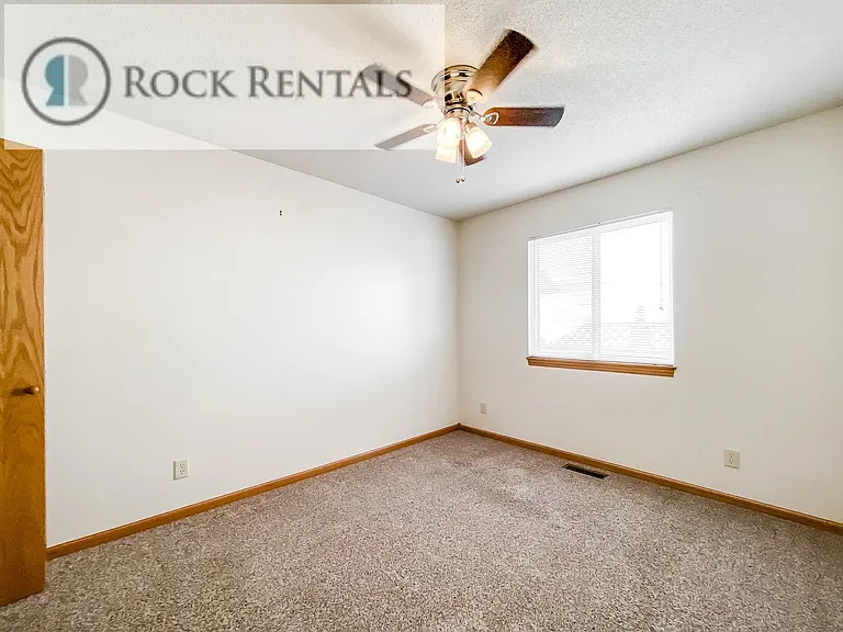 3400 Amanda St — Photo 8