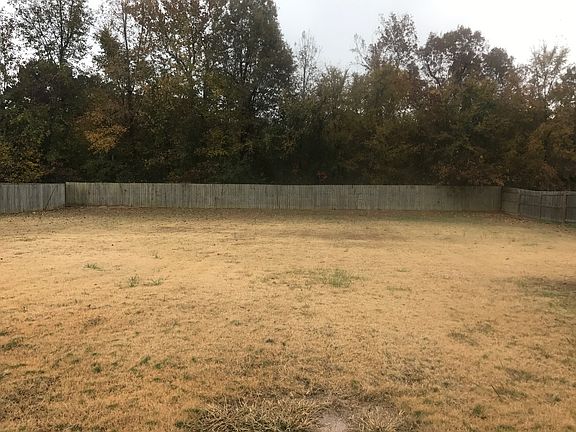 4th image of 6802 Deerwood Dr