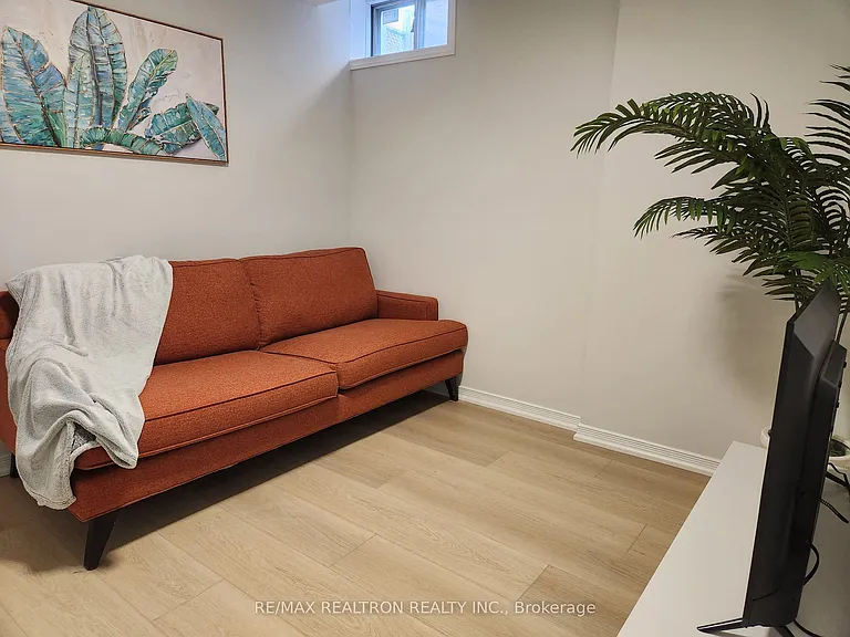 46 Thornbrook Ct #BASEMENT — Photo 15