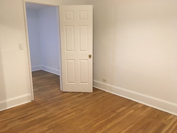 2nd image of 2068 33rd Street # Fl 3rd