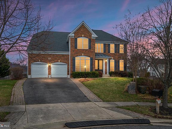 2nd image of 804 Colette Ct