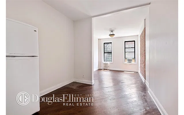 Rented by Douglas Elliman | media 10