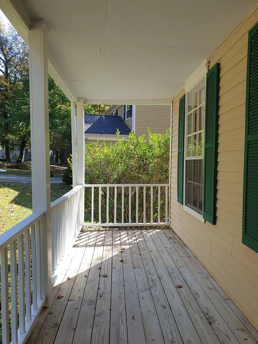Building Photo - 1376 Heritage Glen Dr