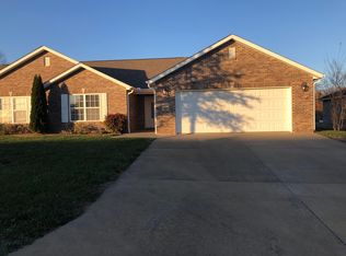 884 Pleasant View Dr, Jackson, MO 63755