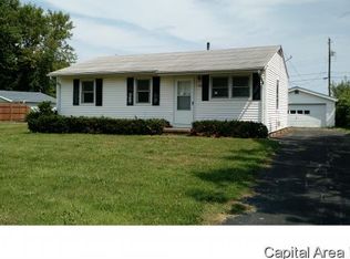 1735 S Cherry St, Galesburg, IL 61401